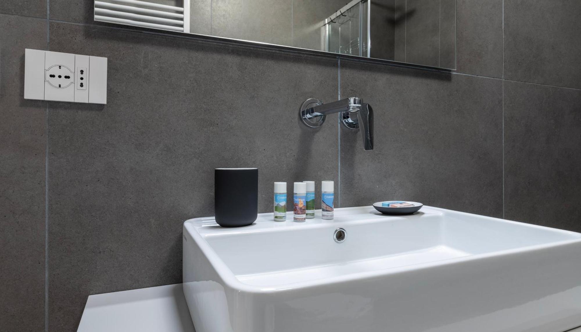 Italianway - Petrella 4B Apartment Milan Bagian luar foto